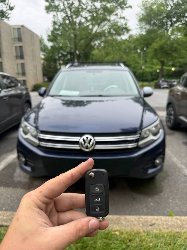 Volkswagen flip key opened out and connected for programming